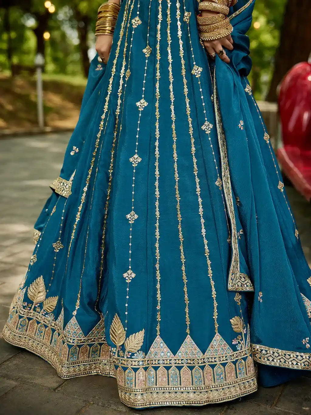 Elegant Teal Blue Embroidered Lehenga Choli Set – Radiate Grace and Grandeur