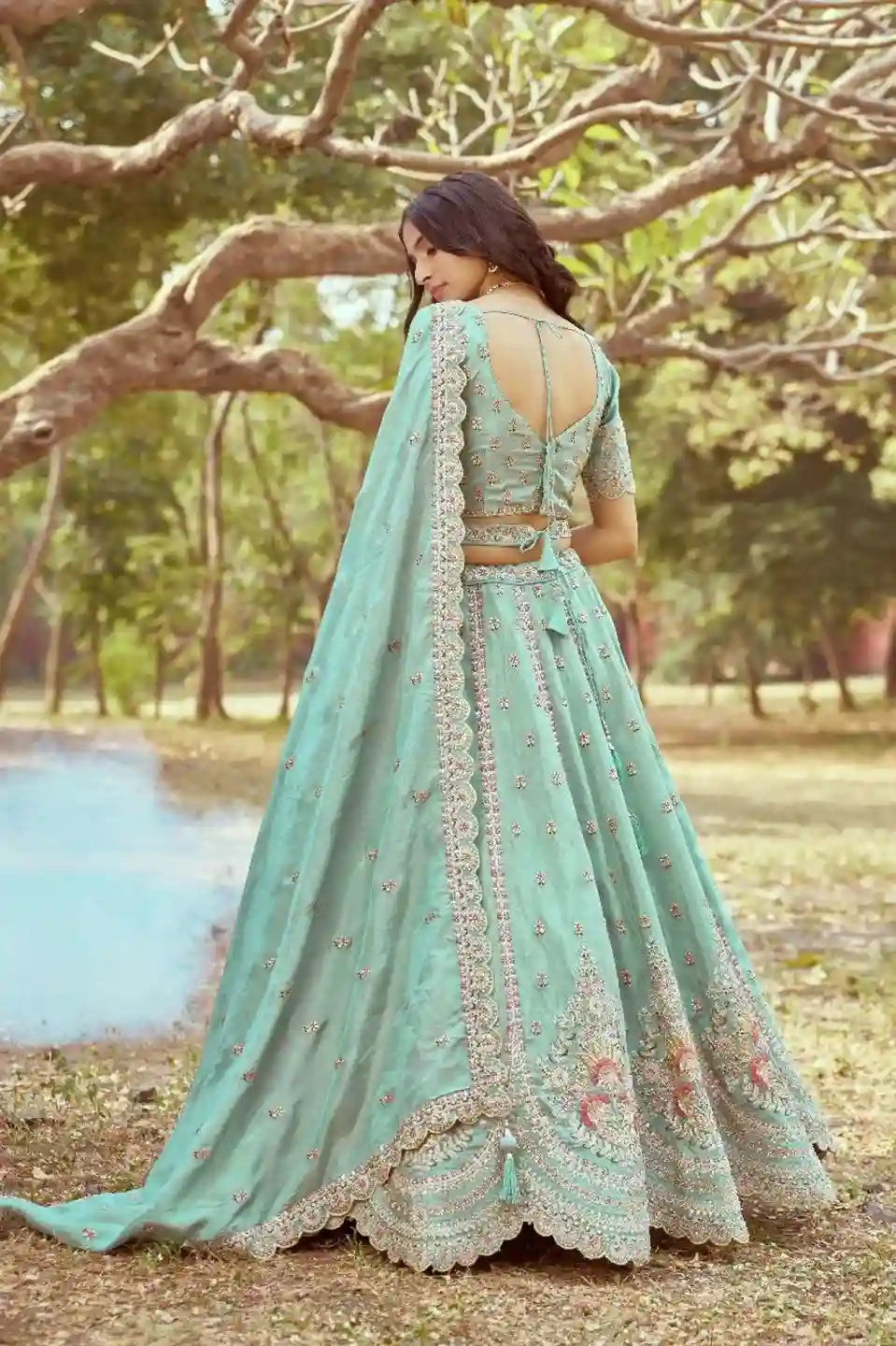 Sea Green Bridal Lehenga Choli – An Ethereal Blend of Elegance & Intricacy