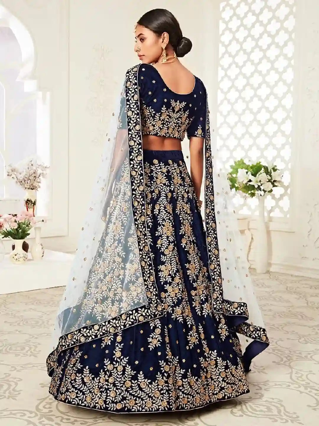 Luxury Navy Blue Velvet Lehenga Choli – The Perfect Royal Ensemble
